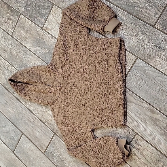 Brown Cropped Shearling Hooded Shirt - Picture 1 of 2